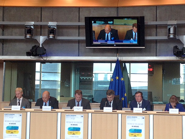 \u2018To build trust, Ukraine\u2019s prosecution system needs to be independent, accountable, efficient ...