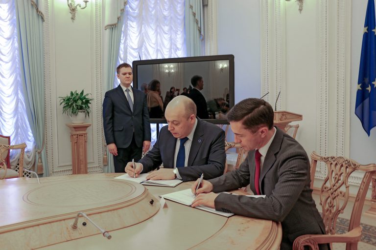 EUAM extends cooperation with Ukrainian parliament by signing ...